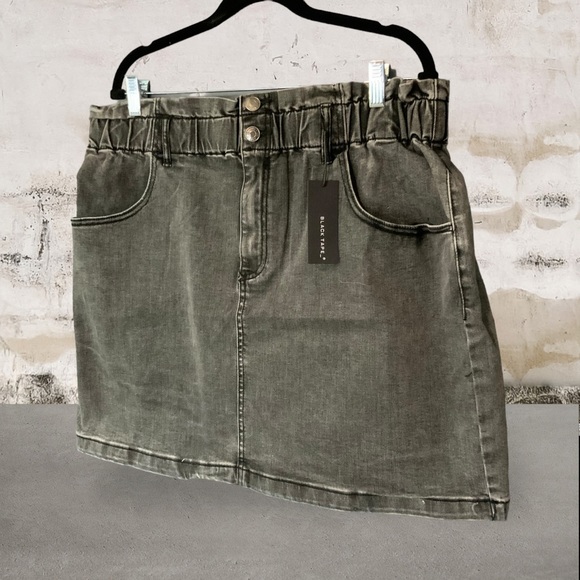 NWT Black Tape_ Zoe High Rise Black Denim Skirt Size 18 - Picture 5 of 10